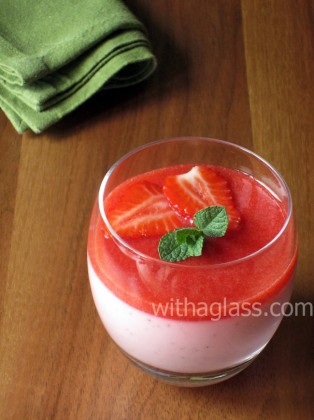 Yogurt Strawberry Mousse with Strawberry Coulis